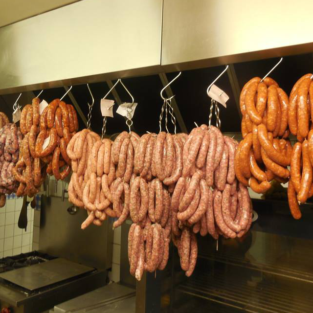 Large gamme de saucisses